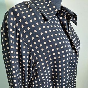 Talbots 🧇waffle 🧇pattern blouse